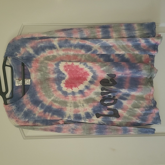 New Magnolia Pearl Love Applique Dylan T Tie Dye Heart Tee Enamour appliqué top - Picture 11 of 16